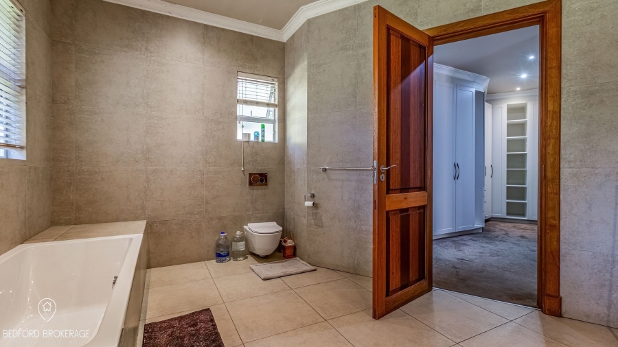 6 Bedroom Property for Sale in Bedfordview Gauteng