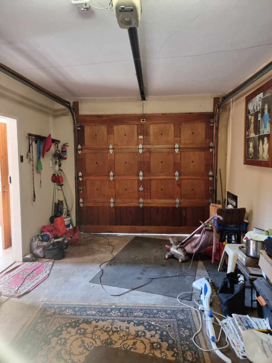 7 Bedroom Property for Sale in Meyerspark Gauteng