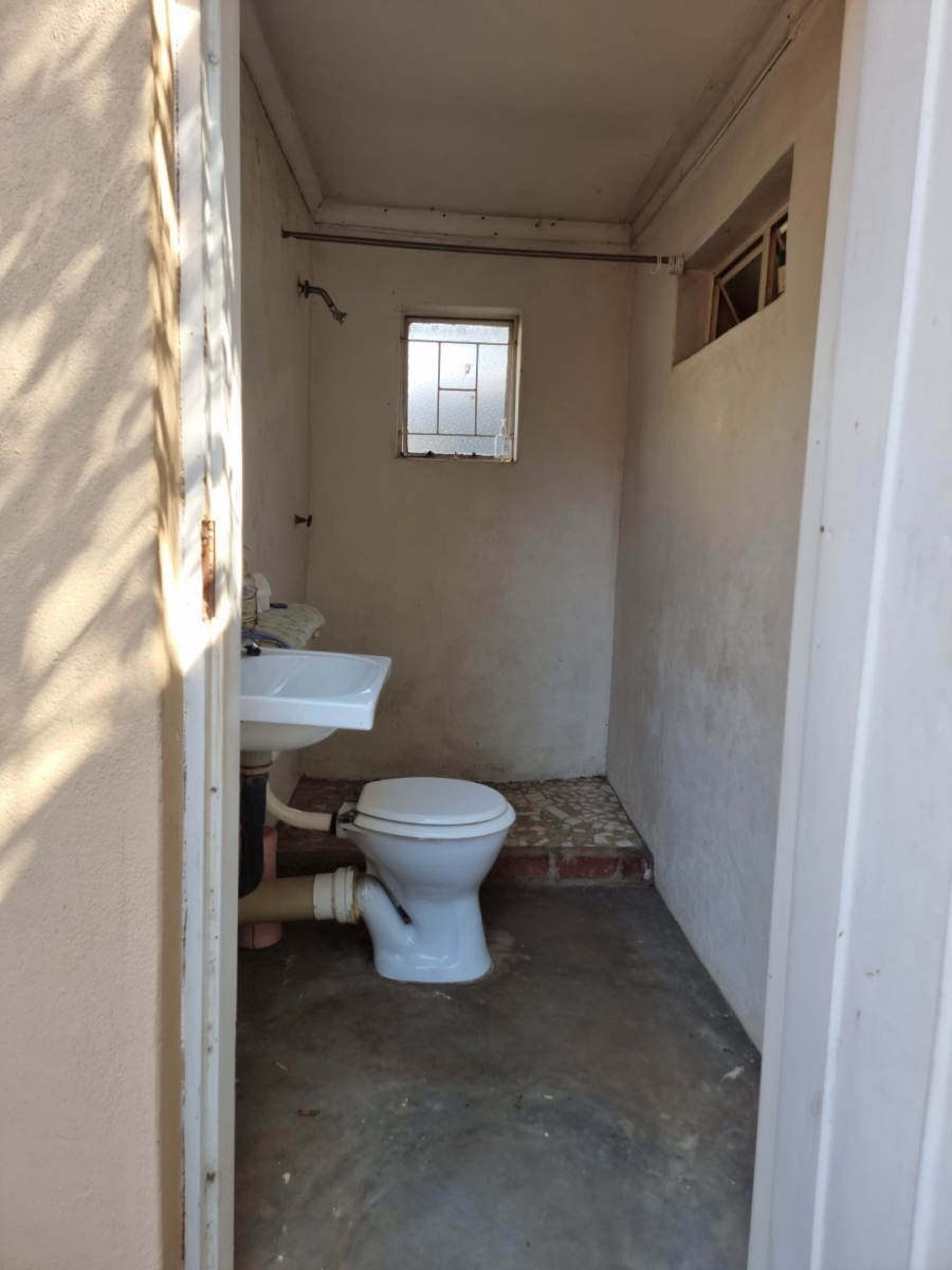 7 Bedroom Property for Sale in Meyerspark Gauteng