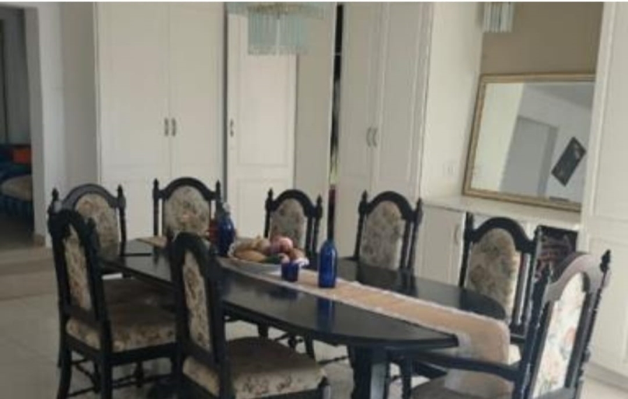 5 Bedroom Property for Sale in Meredale Gauteng