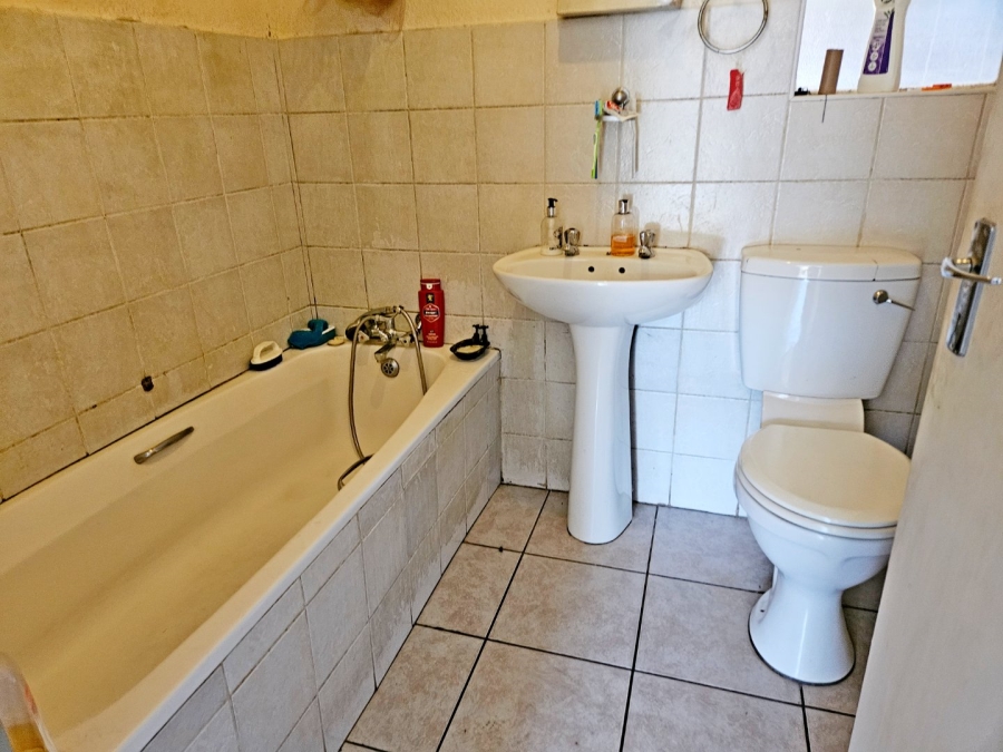 2 Bedroom Property for Sale in Birch Acres Gauteng