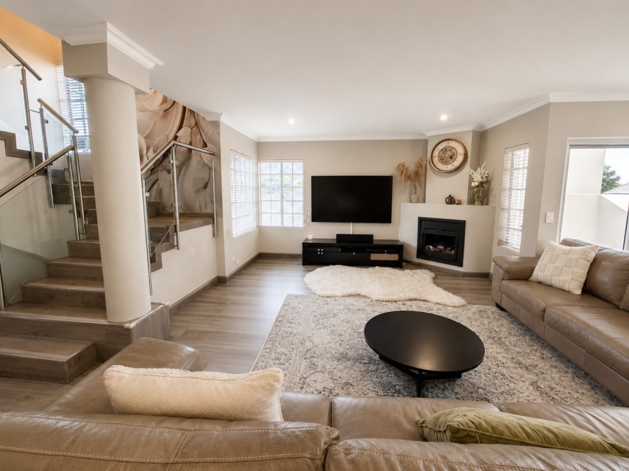 To Let 3 Bedroom Property for Rent in Sterrewag Gauteng