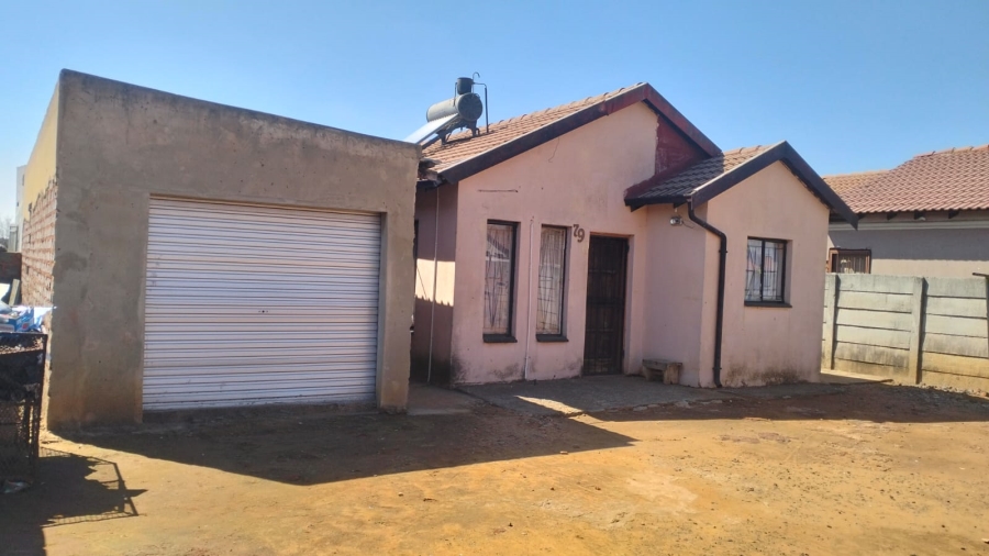 2 Bedroom Property for Sale in Buhle Park Gauteng