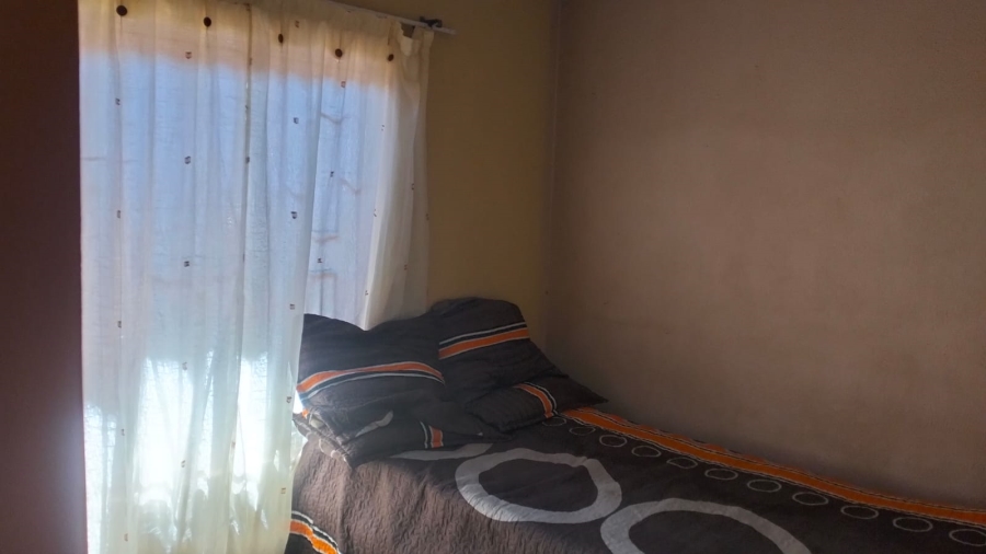 2 Bedroom Property for Sale in Buhle Park Gauteng