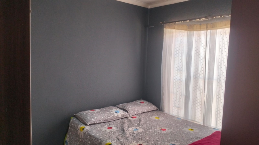 2 Bedroom Property for Sale in Buhle Park Gauteng