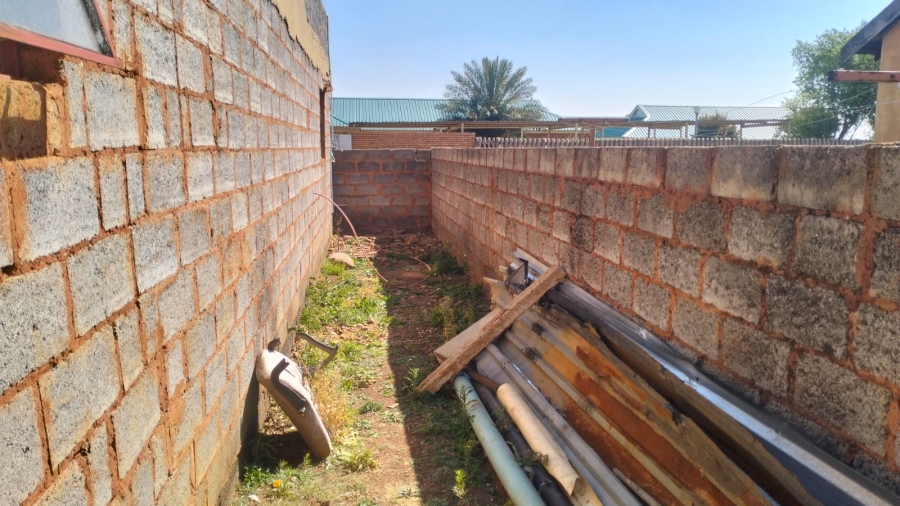 2 Bedroom Property for Sale in Buhle Park Gauteng