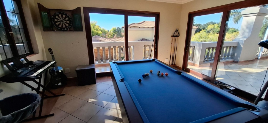 5 Bedroom Property for Sale in Bougainvillea Estate Gauteng