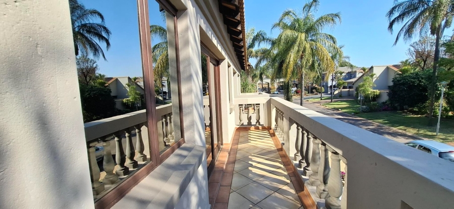 5 Bedroom Property for Sale in Bougainvillea Estate Gauteng