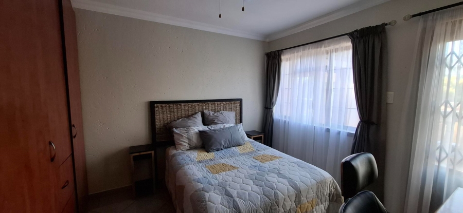 5 Bedroom Property for Sale in Bougainvillea Estate Gauteng