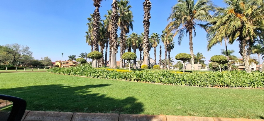 5 Bedroom Property for Sale in Bougainvillea Estate Gauteng