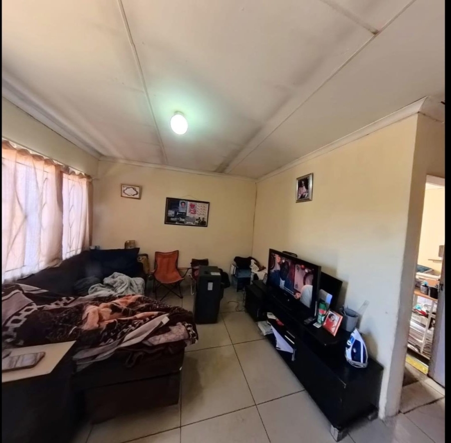 2 Bedroom Property for Sale in Tembisa Central Gauteng