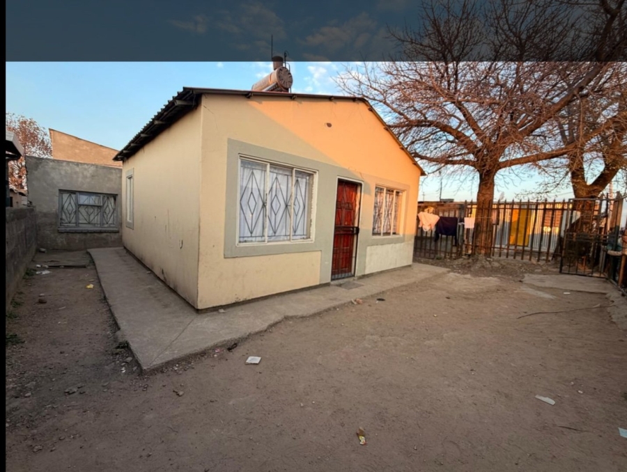2 Bedroom Property for Sale in Tembisa Central Gauteng
