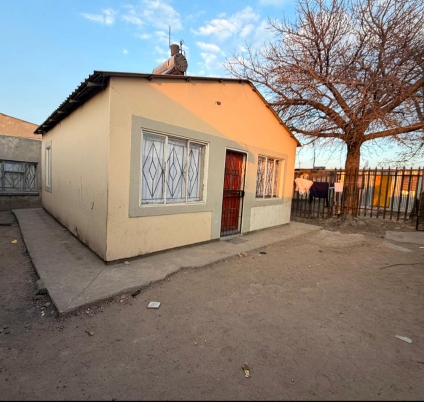 2 Bedroom Property for Sale in Tembisa Central Gauteng