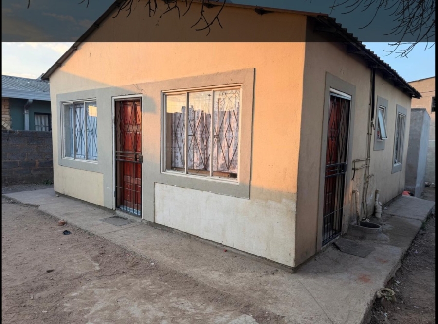 2 Bedroom Property for Sale in Tembisa Central Gauteng
