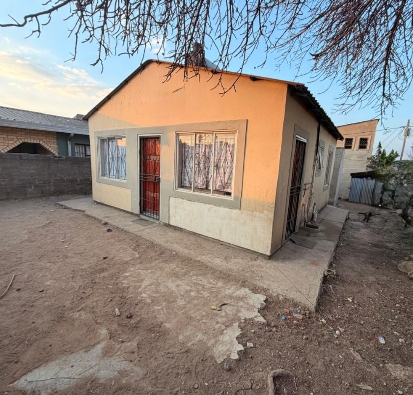 2 Bedroom Property for Sale in Tembisa Central Gauteng