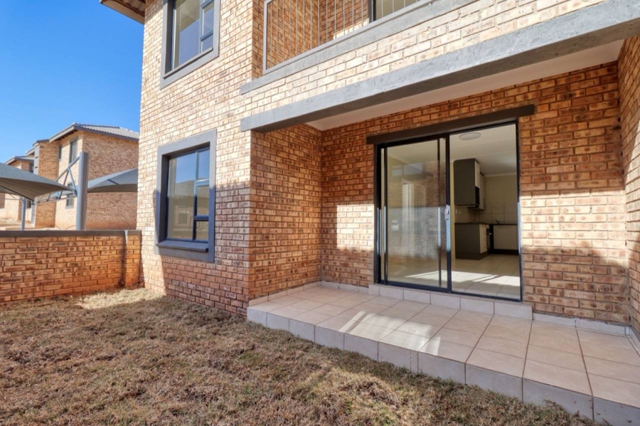 2 Bedroom Property for Sale in Cloverdene Gauteng