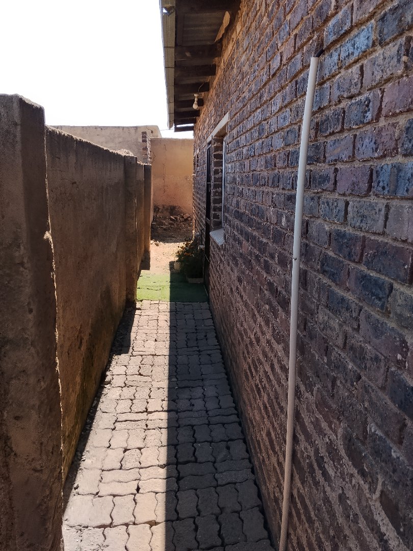 3 Bedroom Property for Sale in Kingsway Gauteng