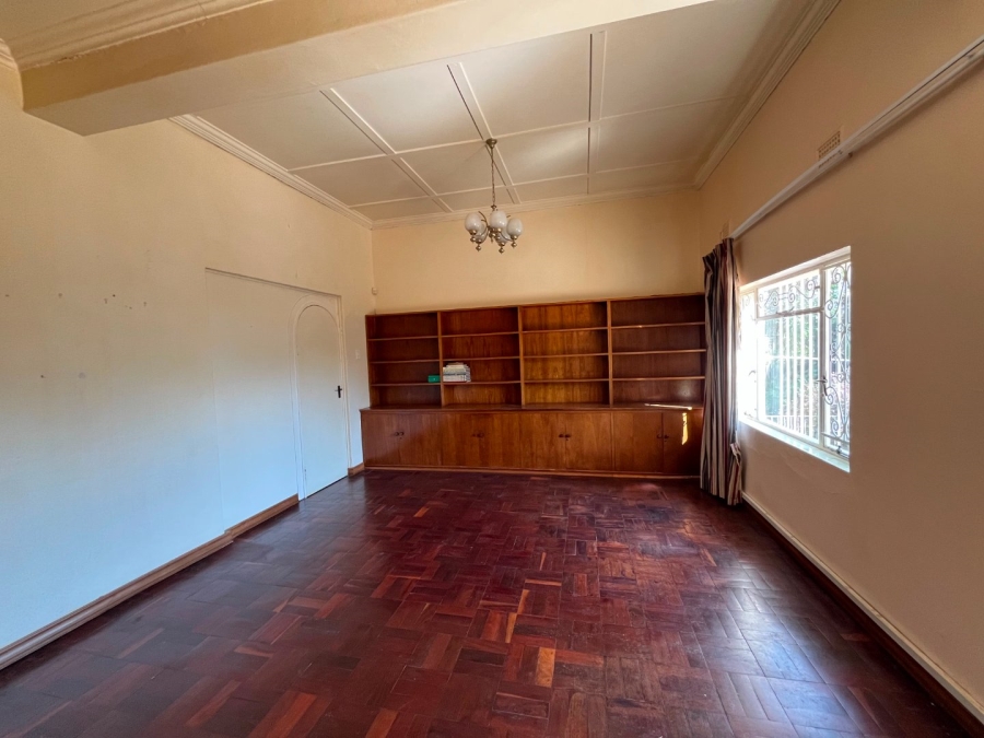 9 Bedroom Property for Sale in Muckleneuk Gauteng