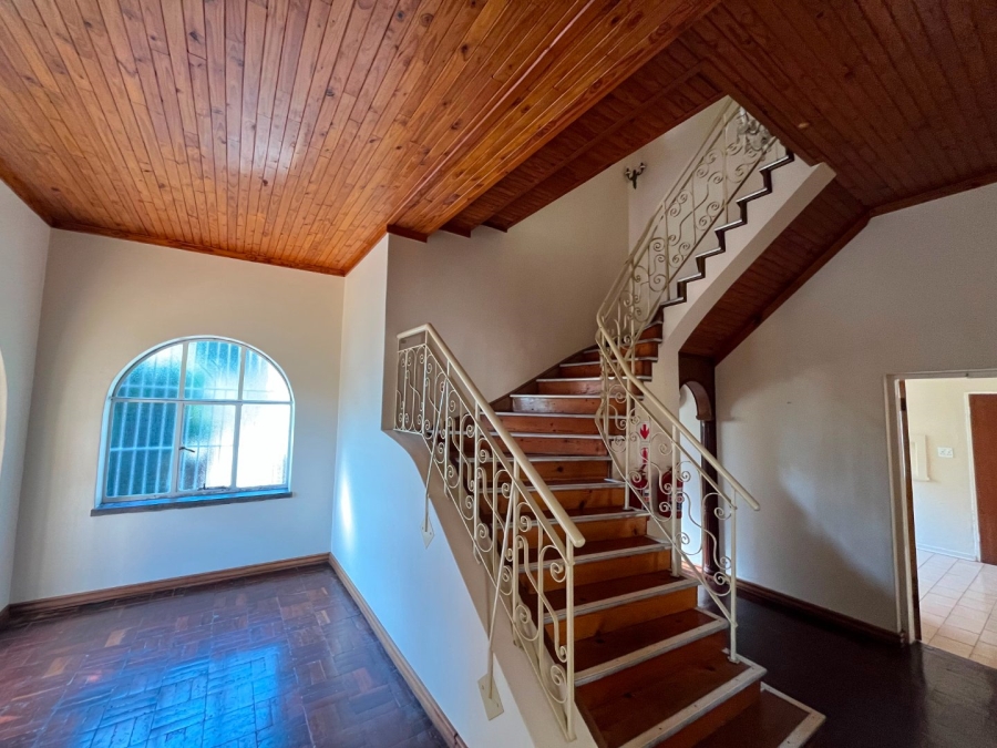 9 Bedroom Property for Sale in Muckleneuk Gauteng