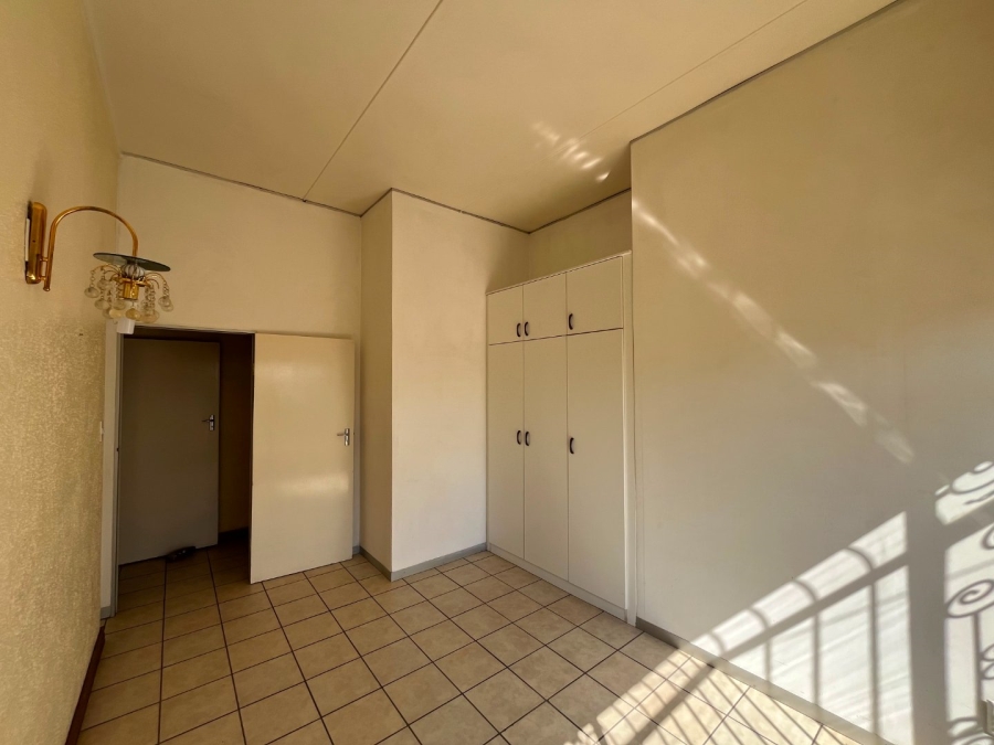 9 Bedroom Property for Sale in Muckleneuk Gauteng