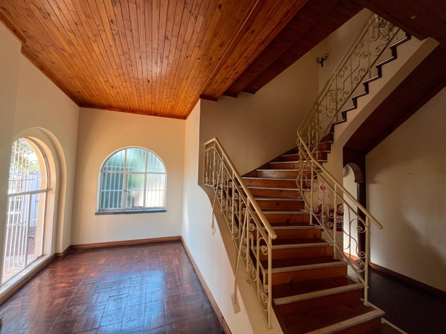 9 Bedroom Property for Sale in Muckleneuk Gauteng