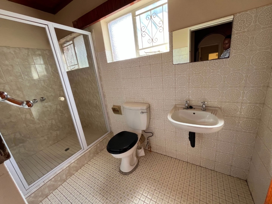 9 Bedroom Property for Sale in Muckleneuk Gauteng