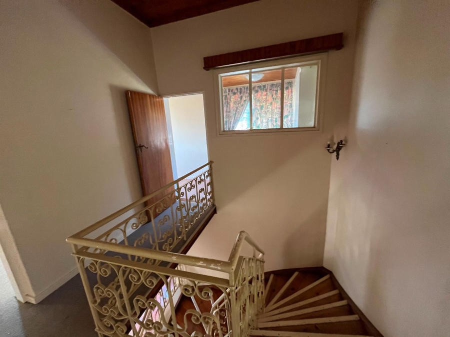 9 Bedroom Property for Sale in Muckleneuk Gauteng
