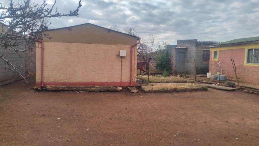 1 Bedroom Property for Sale in Mapleton A H Gauteng