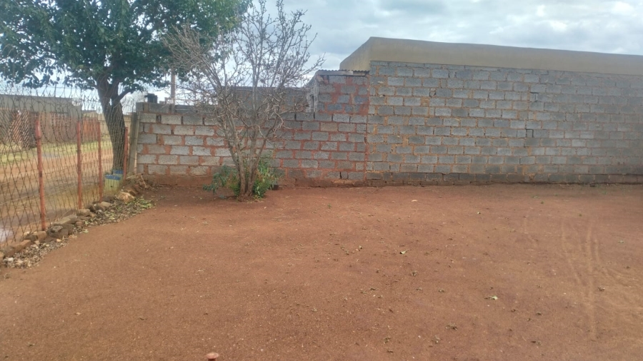 1 Bedroom Property for Sale in Mapleton A H Gauteng
