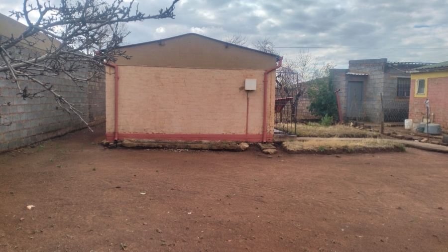 1 Bedroom Property for Sale in Mapleton A H Gauteng