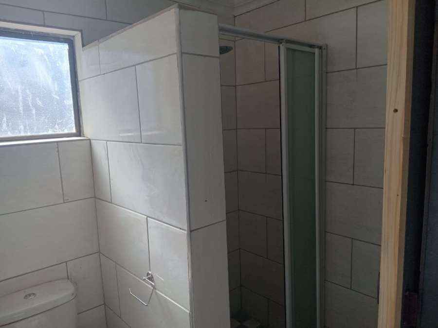 To Let 1 Bedroom Property for Rent in Klippoortje Gauteng
