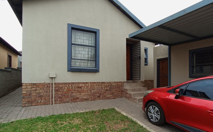 3 Bedroom Property for Sale in Kosmosdal Gauteng