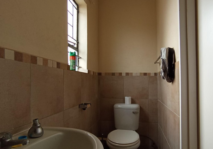 3 Bedroom Property for Sale in Kosmosdal Gauteng