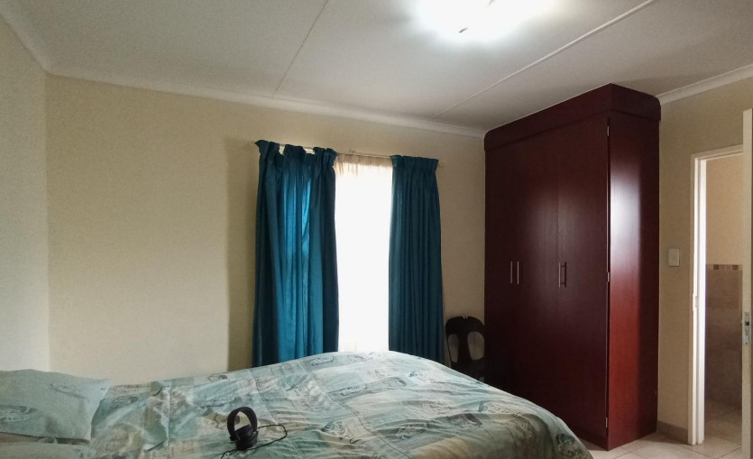 3 Bedroom Property for Sale in Kosmosdal Gauteng