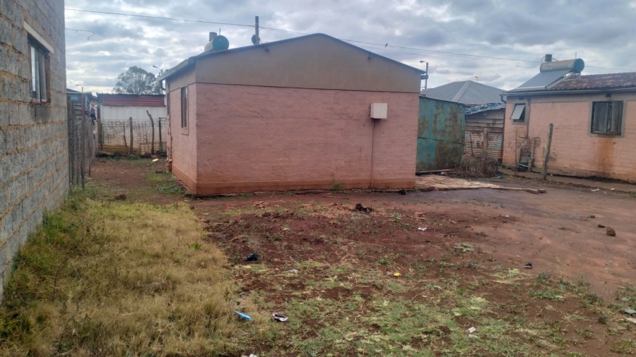 1 Bedroom Property for Sale in Mapleton A H Gauteng