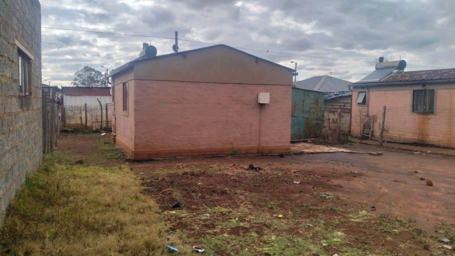 1 Bedroom Property for Sale in Mapleton A H Gauteng