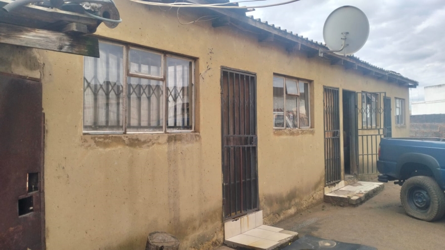 1 Bedroom Property for Sale in Mapleton A H Gauteng