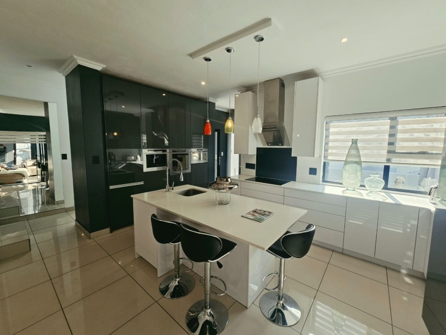 To Let  Bedroom Property for Rent in Olympus AH Gauteng