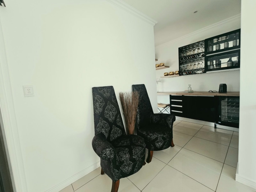 To Let  Bedroom Property for Rent in Olympus AH Gauteng