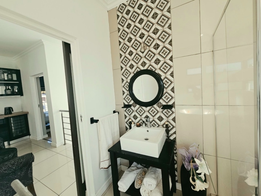 To Let  Bedroom Property for Rent in Olympus AH Gauteng