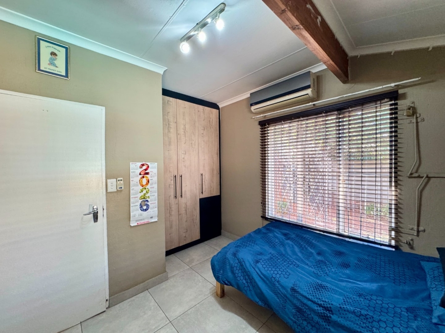4 Bedroom Property for Sale in Pierre Van Ryneveld Gauteng