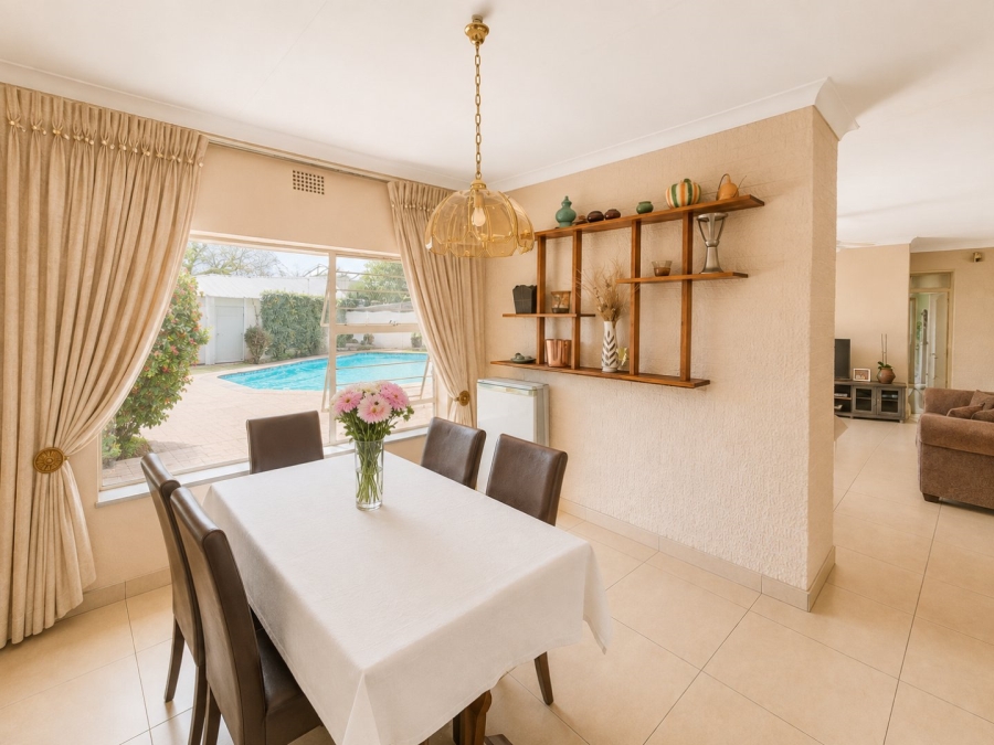 4 Bedroom Property for Sale in Meadowbrook Gauteng