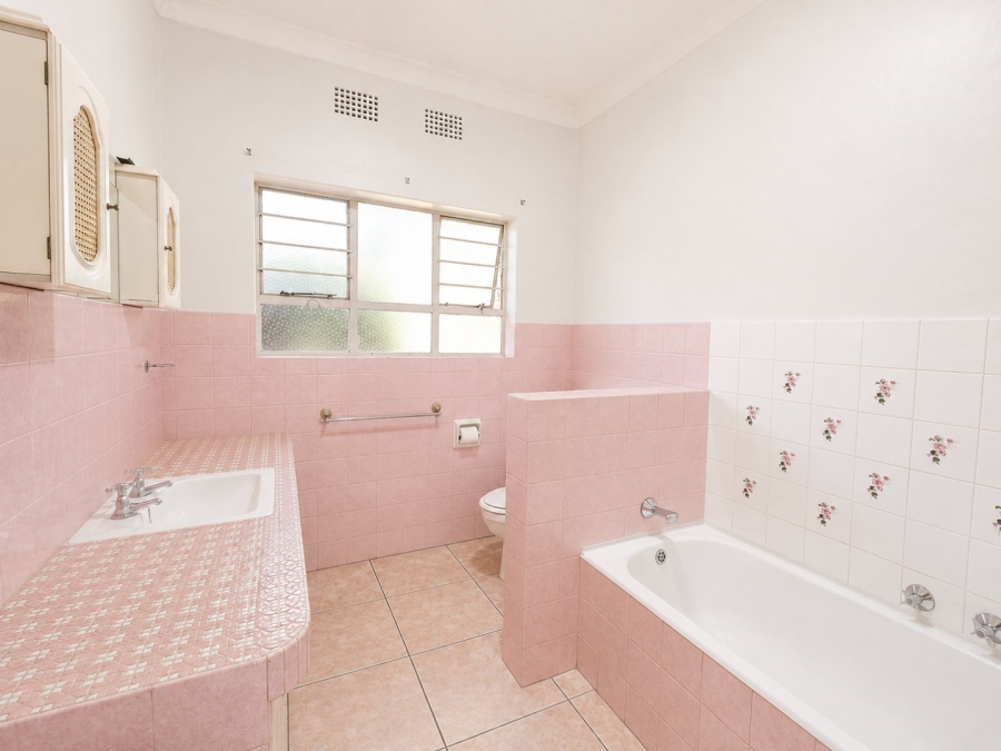 4 Bedroom Property for Sale in Meadowbrook Gauteng