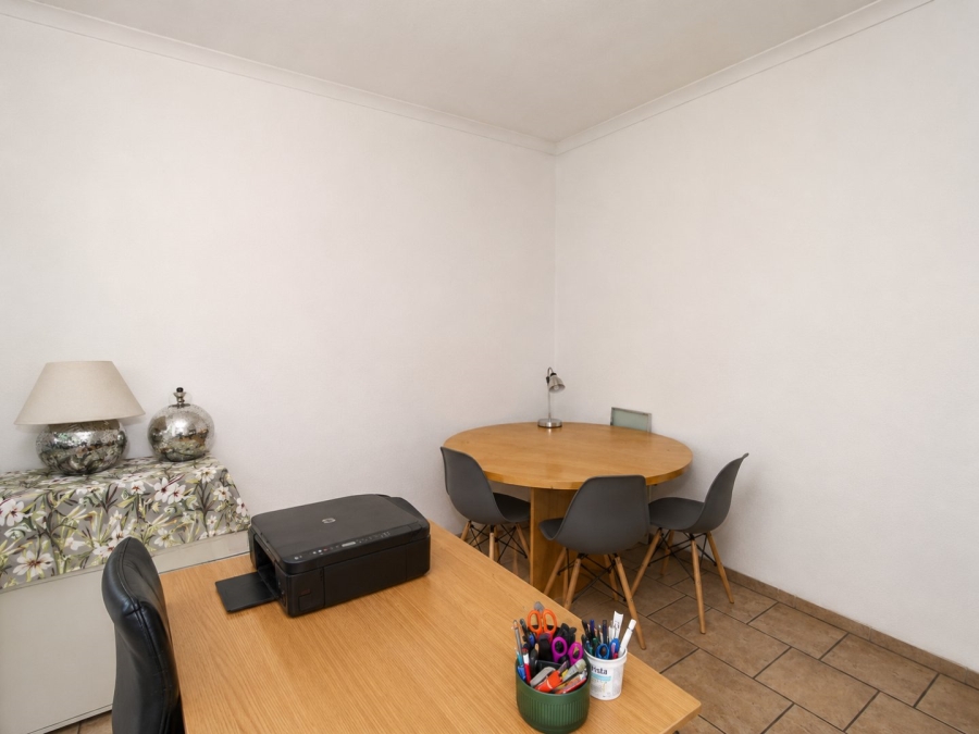 4 Bedroom Property for Sale in Meadowbrook Gauteng