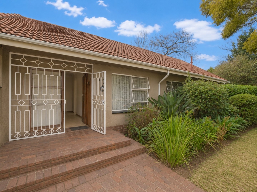 4 Bedroom Property for Sale in Meadowbrook Gauteng