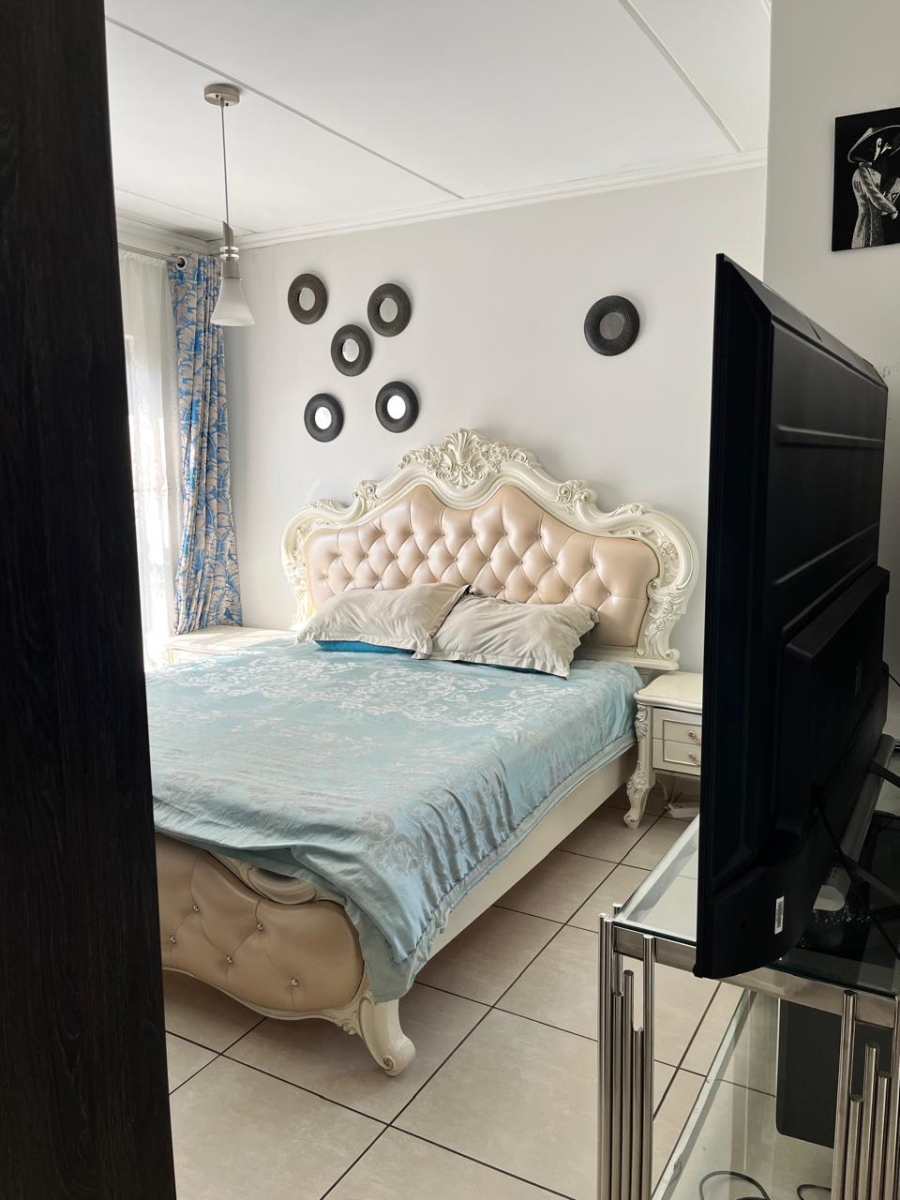 To Let 3 Bedroom Property for Rent in Modderfontein Gauteng