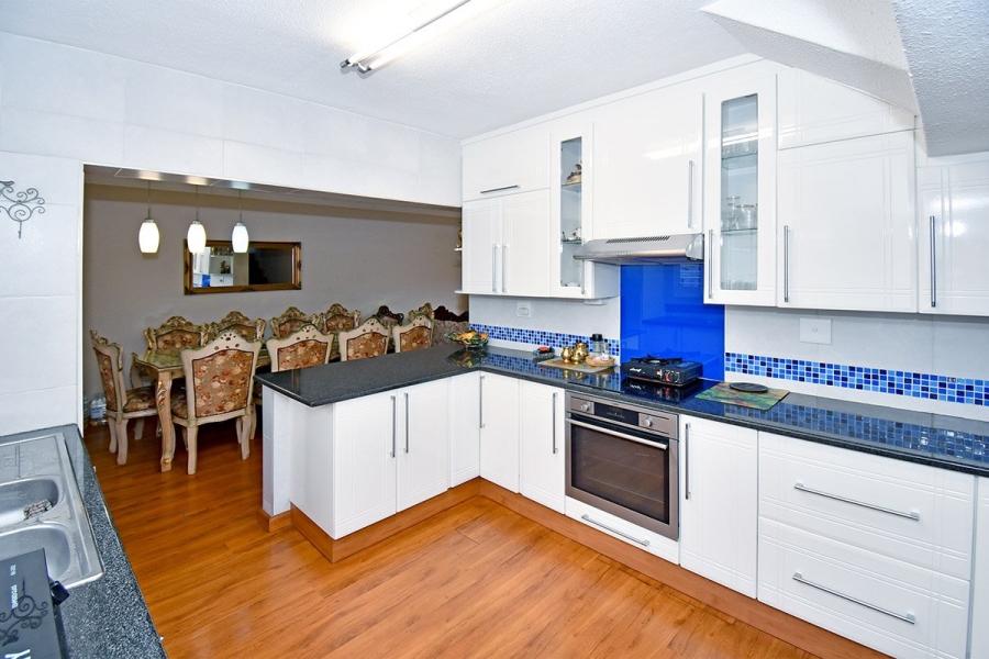 4 Bedroom Property for Sale in Eden Glen Gauteng