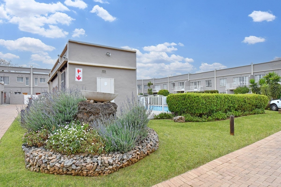 4 Bedroom Property for Sale in Eden Glen Gauteng