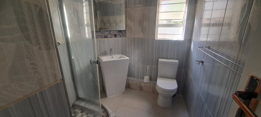 To Let 3 Bedroom Property for Rent in Bedfordview Gauteng