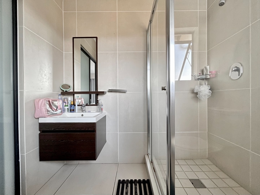 To Let 2 Bedroom Property for Rent in Kyalami Hills Gauteng